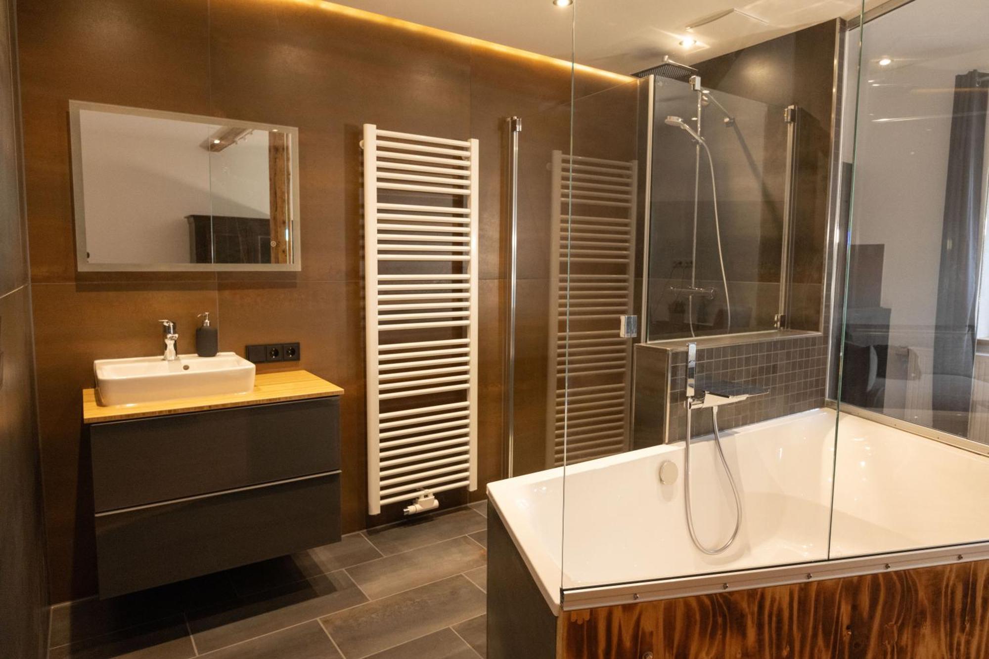 Loft Apartment Mit Grosser Badewanne B Mugeln Buitenkant foto